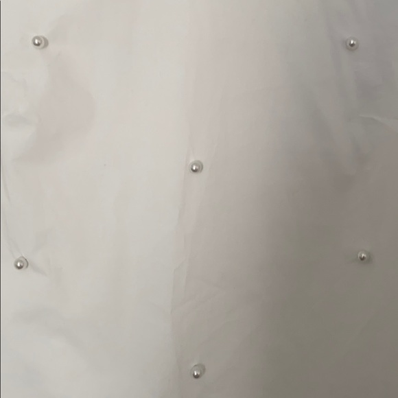 Blouse with flare sleeves & pearls! NEVER WORN. - Picture 4 of 4